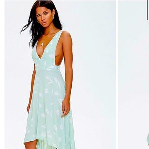 Beautiful dress, flowy midi floral